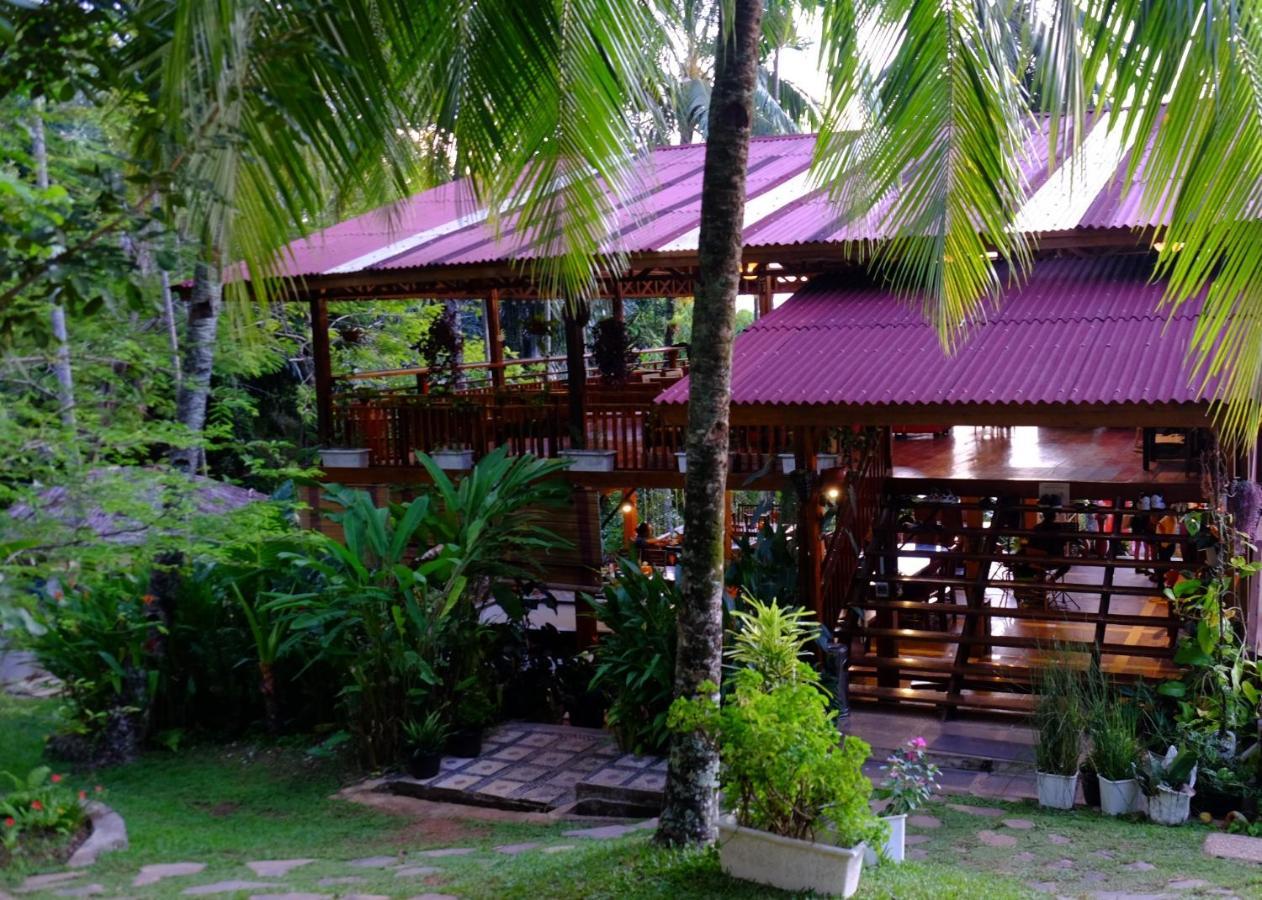 Air Manis Hillside Bungalow Padang  Exterior foto